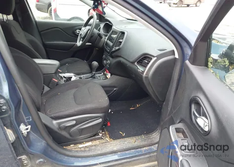 2021 Jeep Cherokee Latitude Fwd z USA, uszkodzony, nr VIN 1C4PJLCB2MD211113